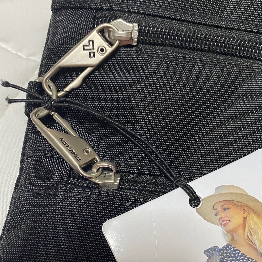 NWT Travelon slim double zip Black Crossbody anti theft Bag - Picture 6 of 15